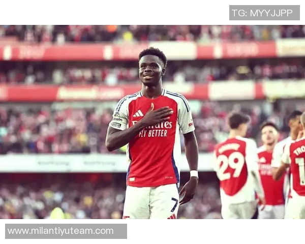 萨卡本赛季英超首位实现禁区触球过人被犯规创造机会均15的球员